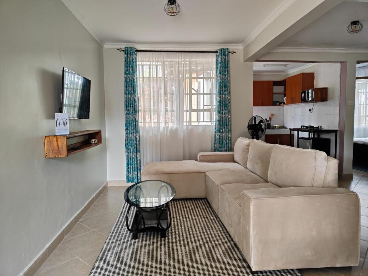 Milimani Drive Livings Apartment Kisumu Bagian luar foto