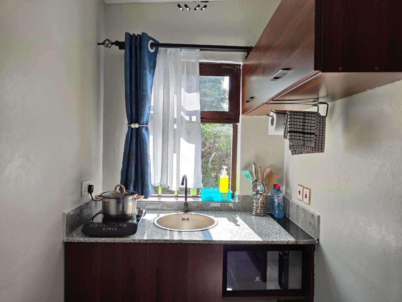 Milimani Drive Livings Apartment Kisumu Bagian luar foto
